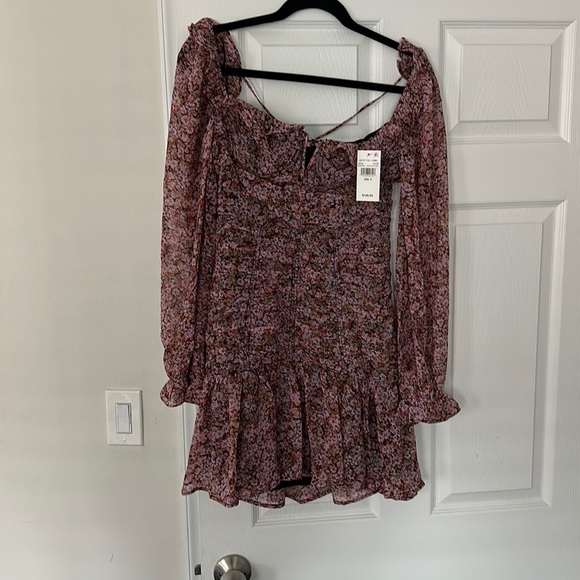 Brand new ASTR the label dress - Picture 2 of 5